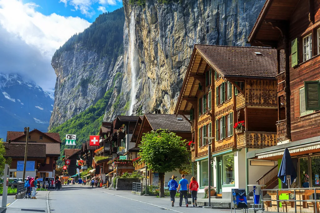 Interlaken + Lauterbrunnen - Natural Beauty - Photo 3